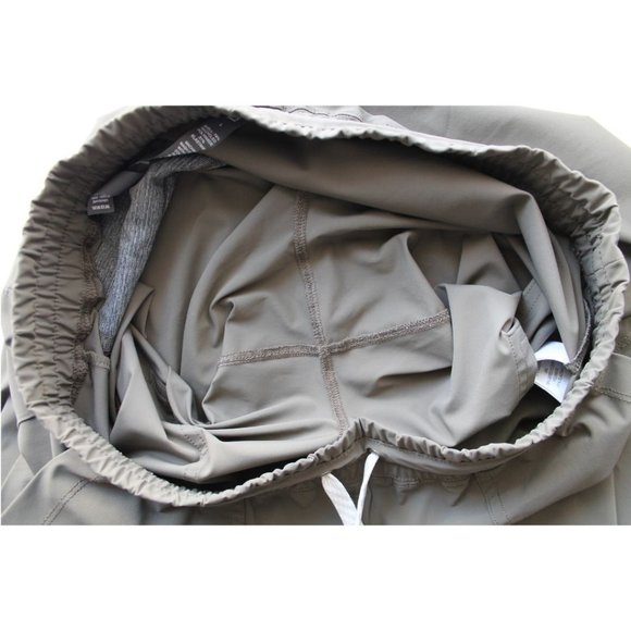 Vuori Miles Performance Jogger Oregano Size Large - Picture 8 of 9